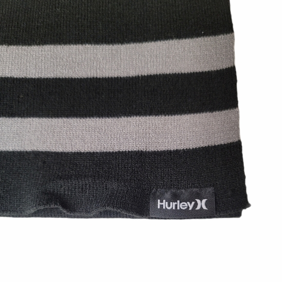 Hurley New York Beanie Scarf Set - Picture 2 of 4